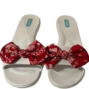 OK-B Madison Slide Sandal With paisley Bow Size ML